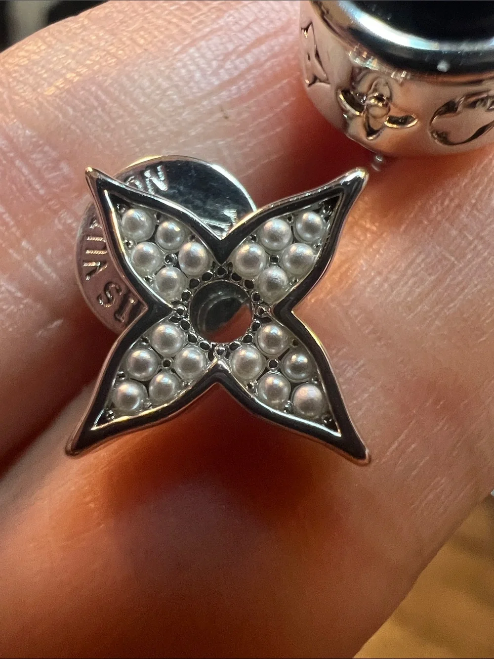 Silver Black/ Silver Pearl Posts Stud Earrings